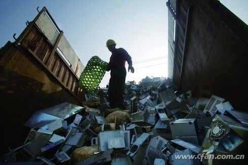 手机维修：一个不能“穿衣服”的行业