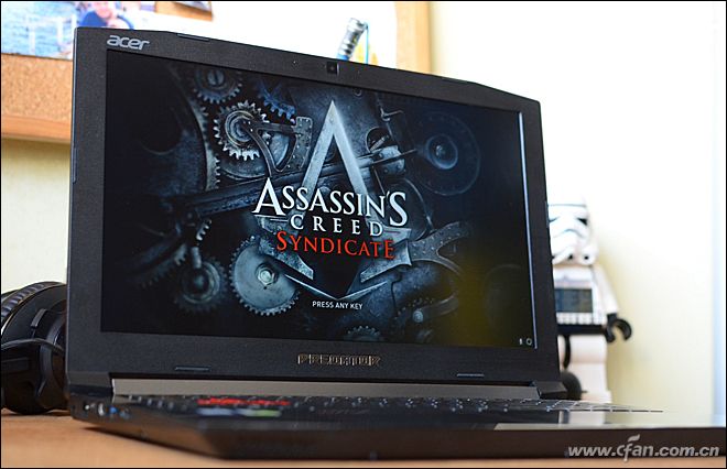 acer_predator_helios_300_jo