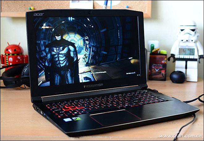 acer_predator_helios_300_fr