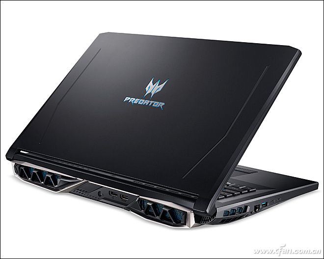 acer-predator-ph517-51-heli