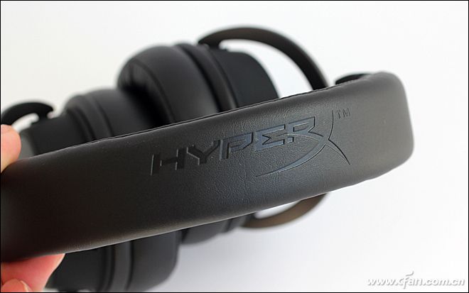带你直上 天际 Hyperx Cloud Mix游戏耳机图赏